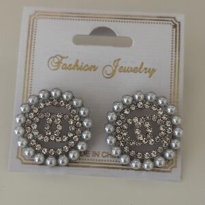 Silver Pearl and Crystal studded fashion earrings
